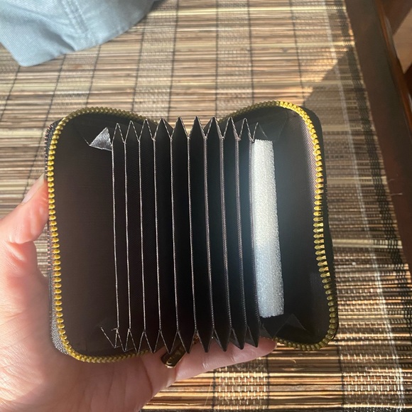 Small card holder - Picture 2 of 2